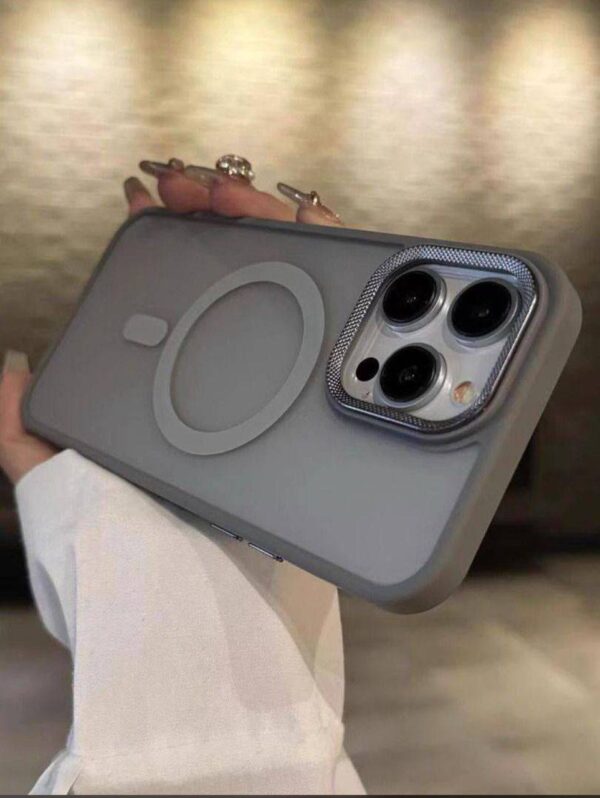 قاب گوشی iPhone 15 Pro max مگ سیف دار مدل Fit Classic - Image 4